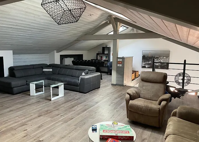 Duplex Avec Poele A Granules Et Garage A Motos